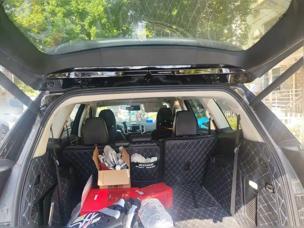 Ford Edge — миниатюра 15