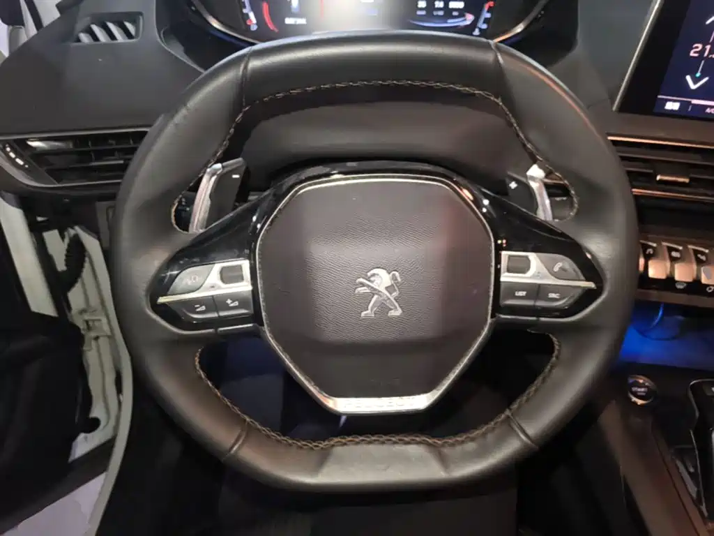 Peugeot 5008 — миниатюра 11