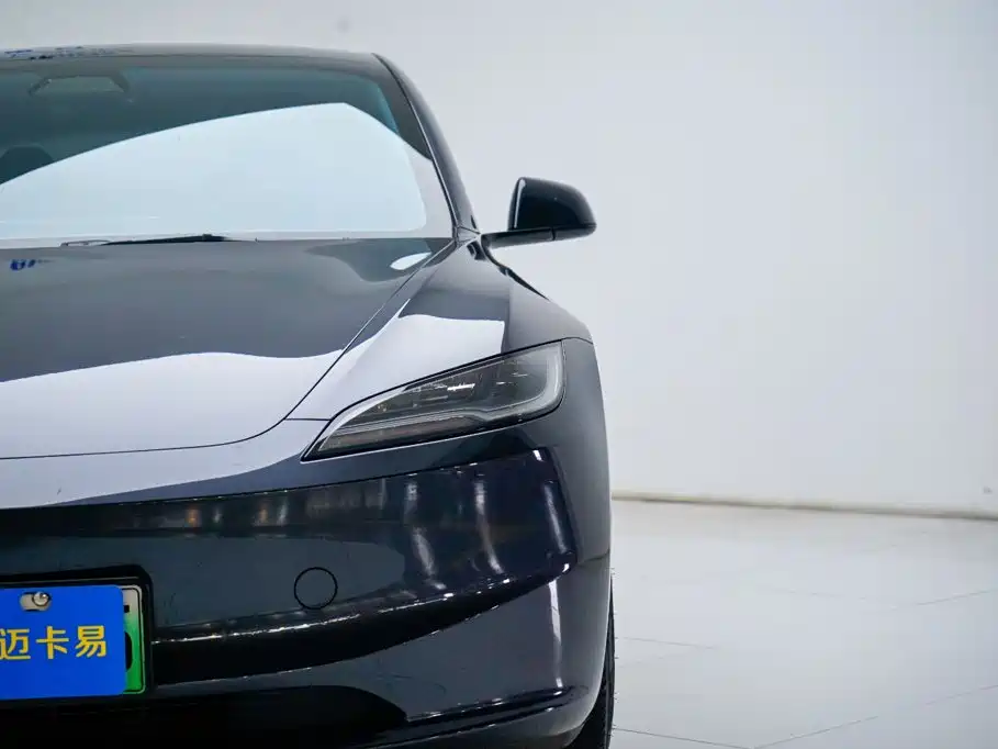 Tesla Model 3 — миниатюра 14