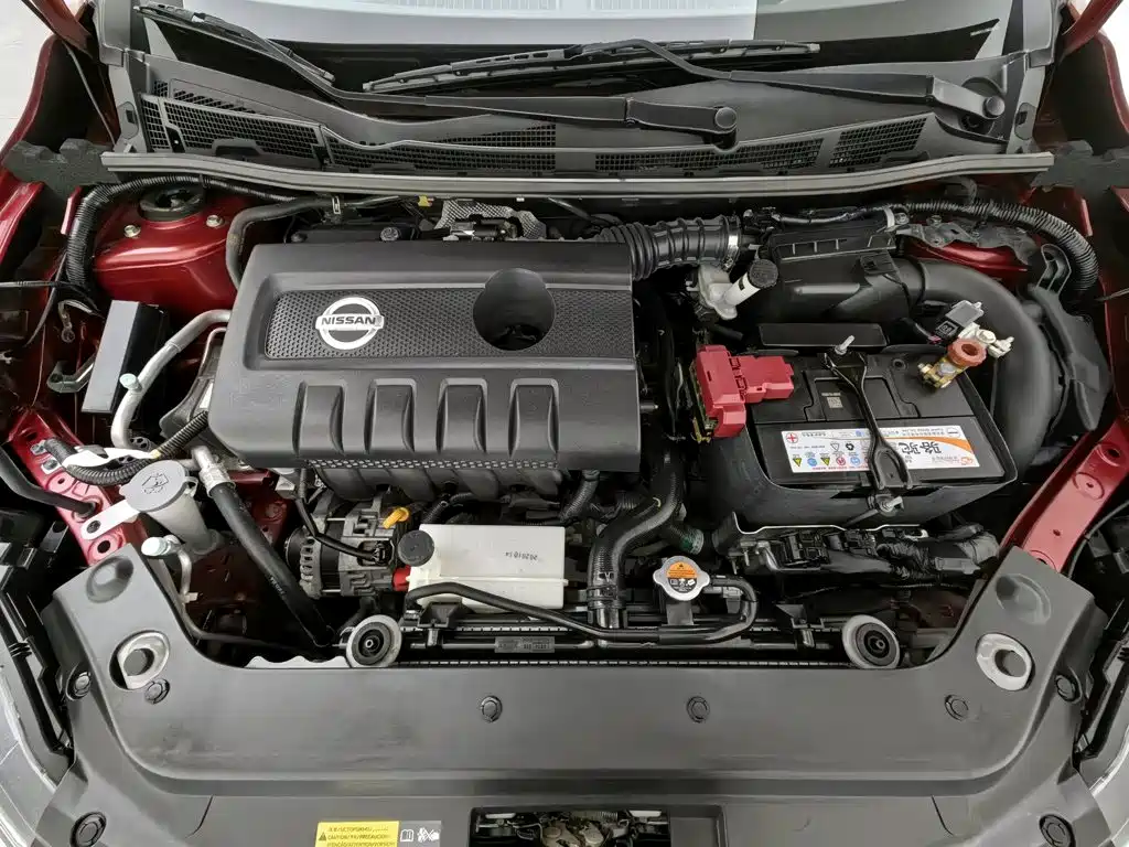 Nissan Tiida — миниатюра 6