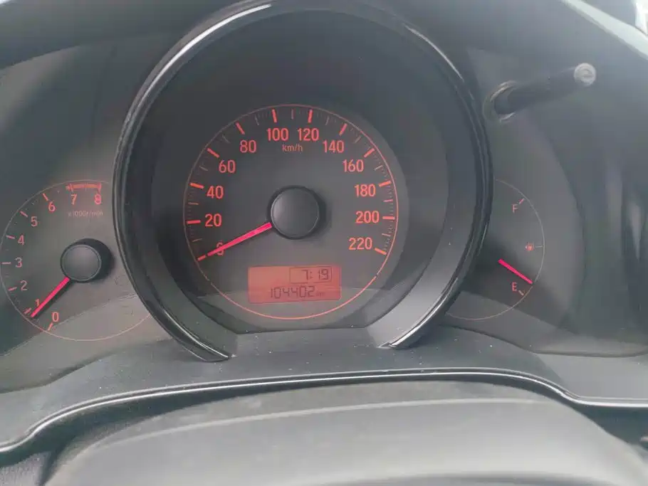 Honda Fit — миниатюра 14