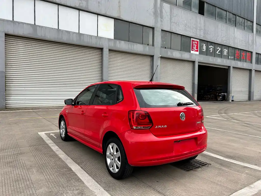 Volkswagen Polo — миниатюра 5