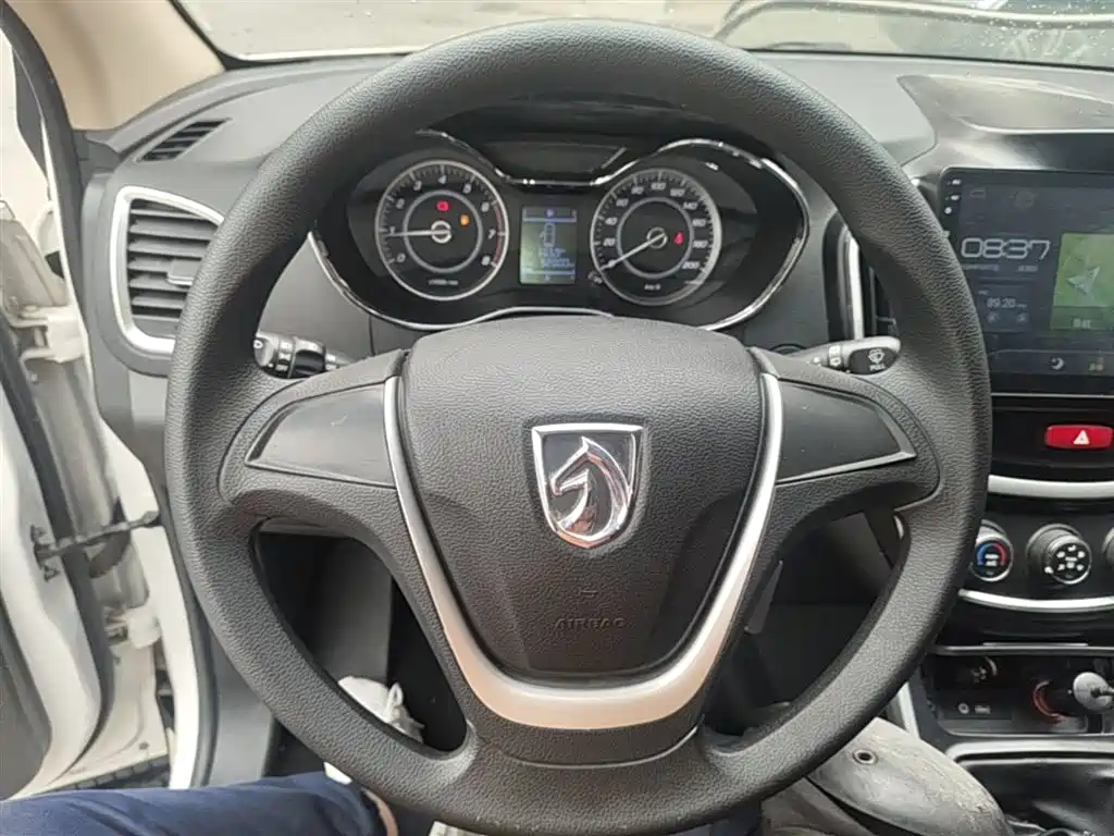 Baojun 560 2016 1.8L MT Comfort