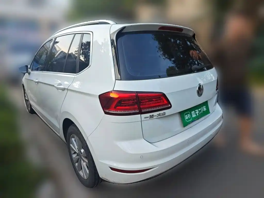 Volkswagen Golf Sportsvan — миниатюра 23