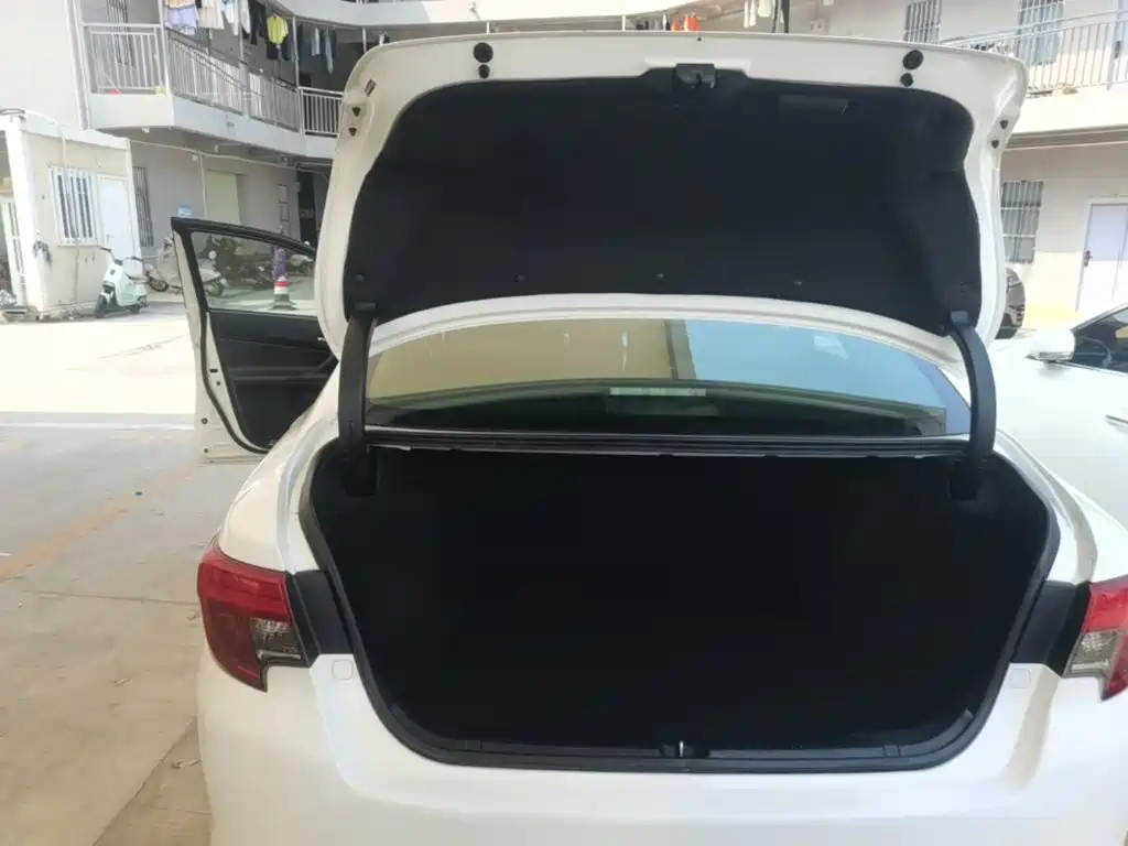 Toyota Reiz — миниатюра 19