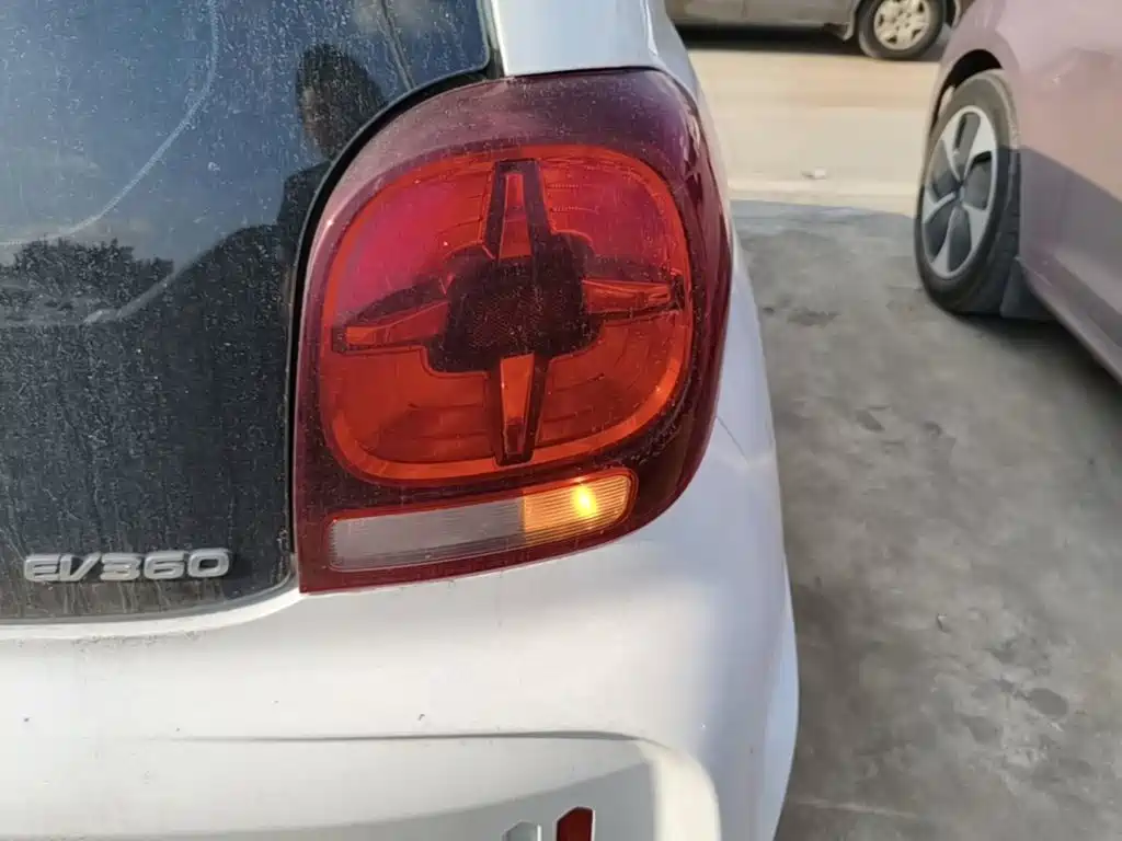 Roewe Clever — миниатюра 8
