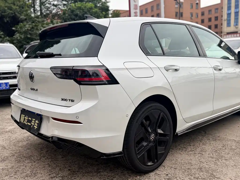 Volkswagen Golf — миниатюра 3