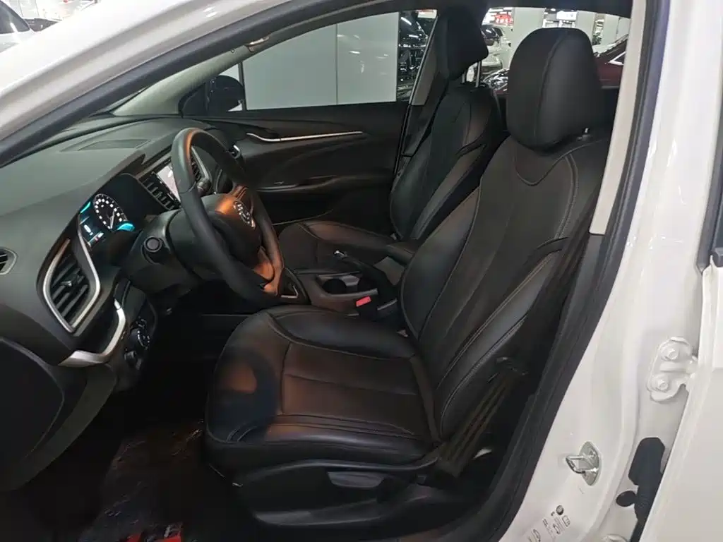 Buick Excelle — миниатюра 15