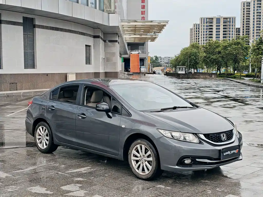 Honda Civic — миниатюра 2