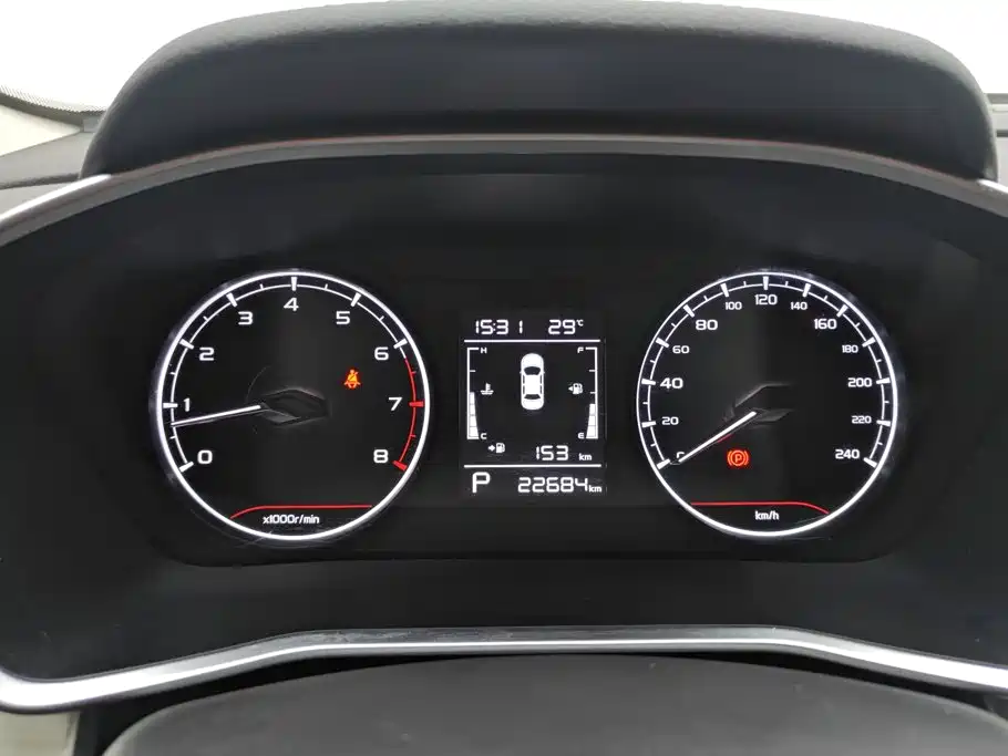 Geely Binyue — миниатюра 14