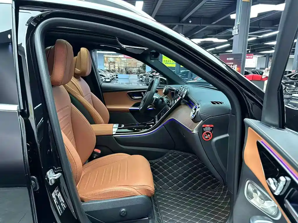 Mercedes-Benz GLC 2025 GLC 300 L 4MATIC 5 мест