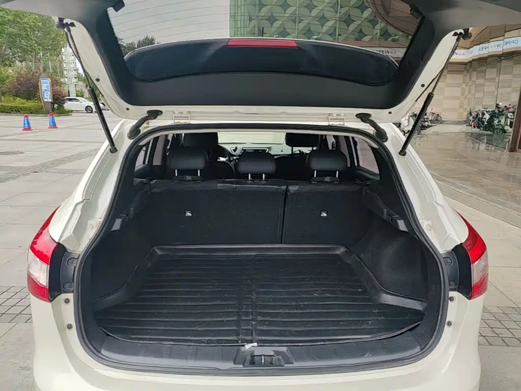 Nissan Qashqai — миниатюра 15