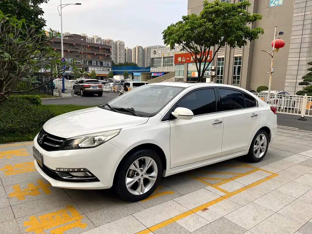Zotye Zotye Z500 — миниатюра 3