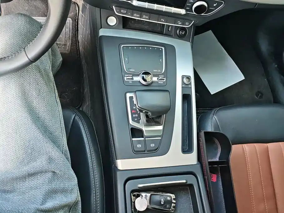 Audi Q5L — миниатюра 16