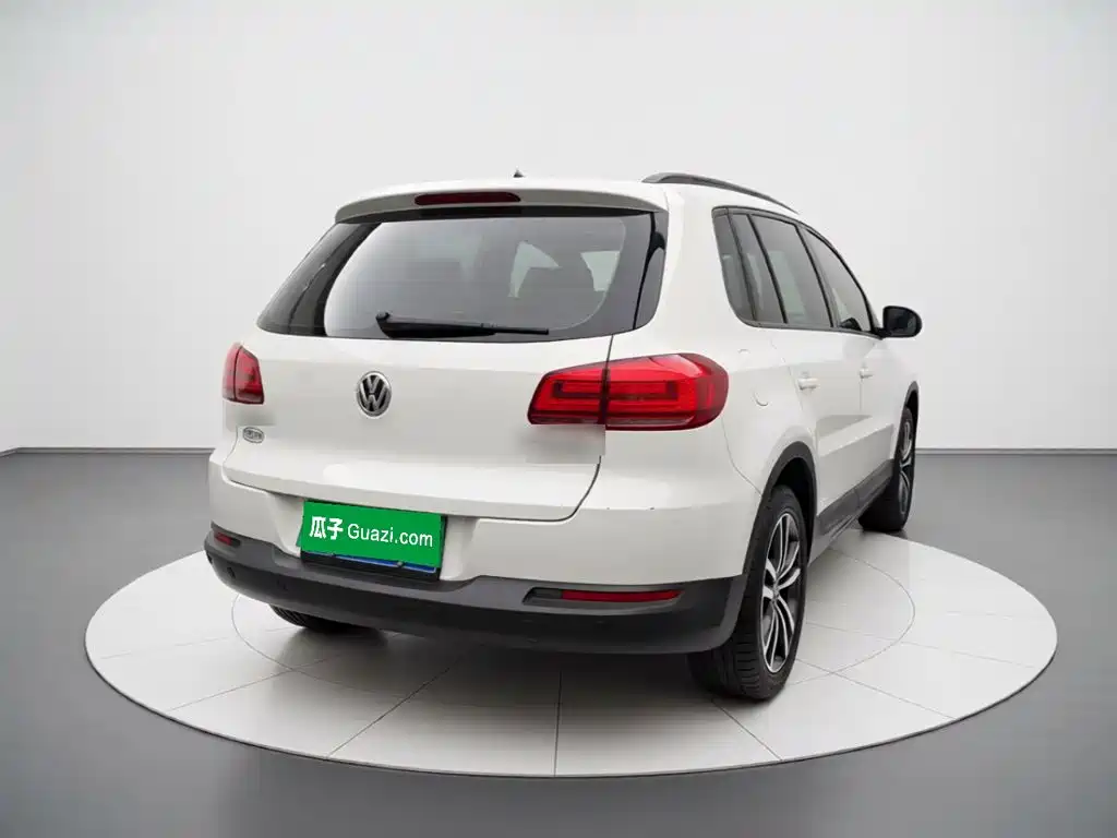 Volkswagen Tiguan — миниатюра 4