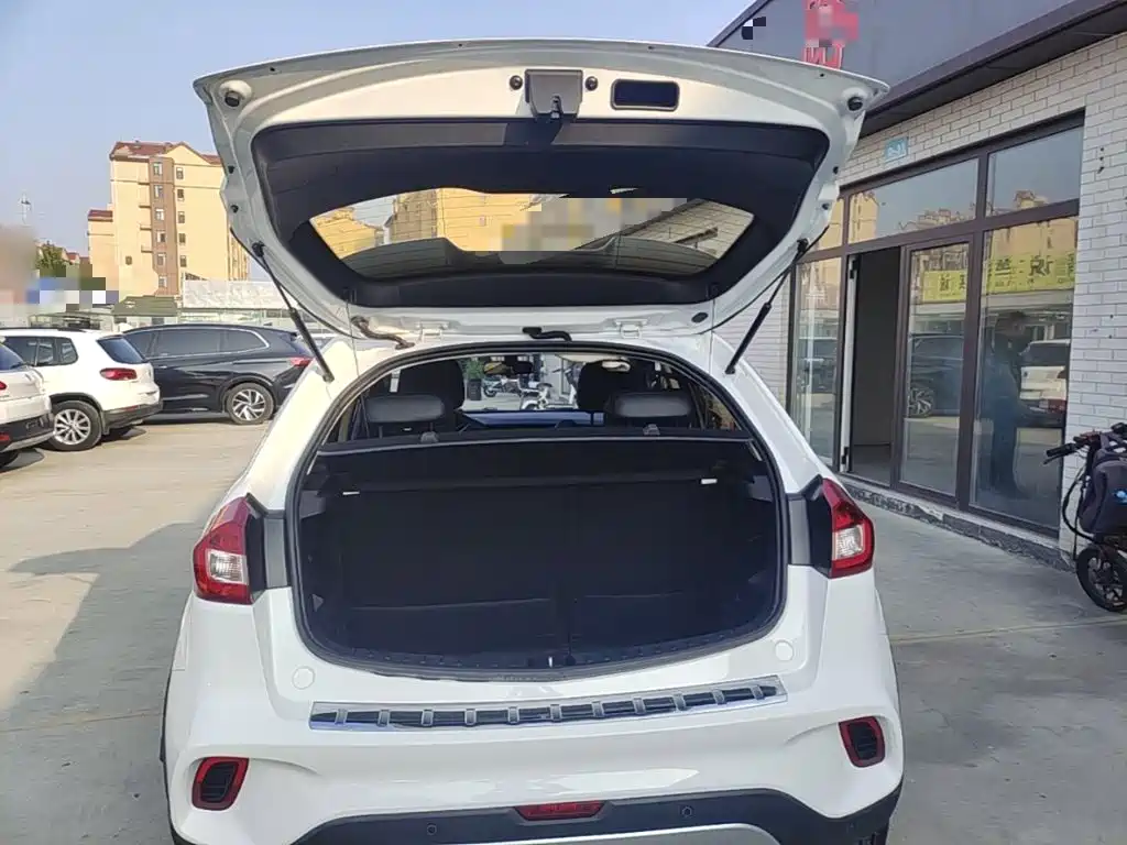 Geely Vision X3 — миниатюра 19