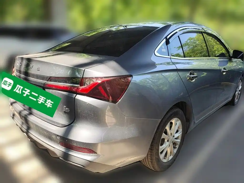 Roewe i5 2023 1.5L MT