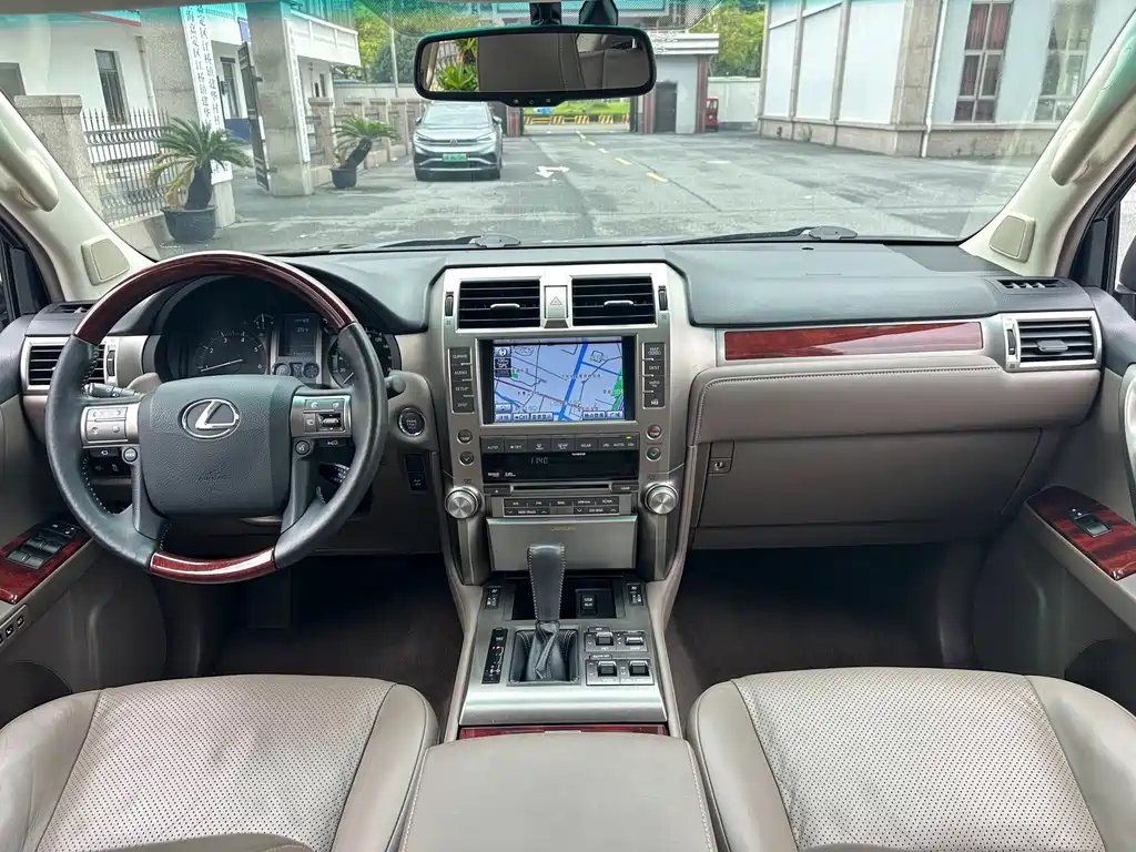 Lexus GX — миниатюра 36