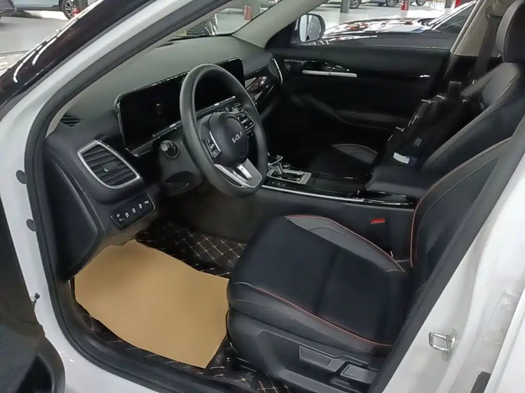 Kia Seltos — миниатюра 15