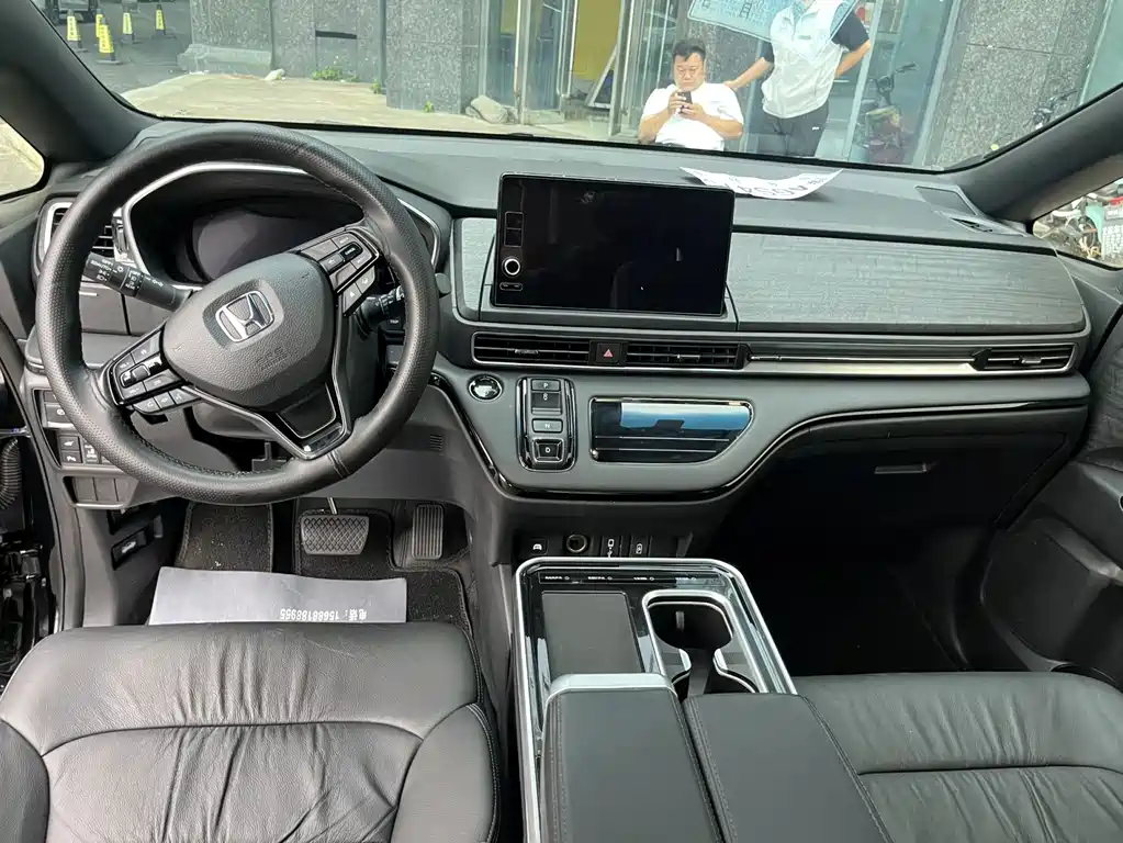 Honda Elysion — миниатюра 5