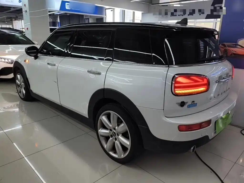 MINI Mini Clubman — миниатюра 5