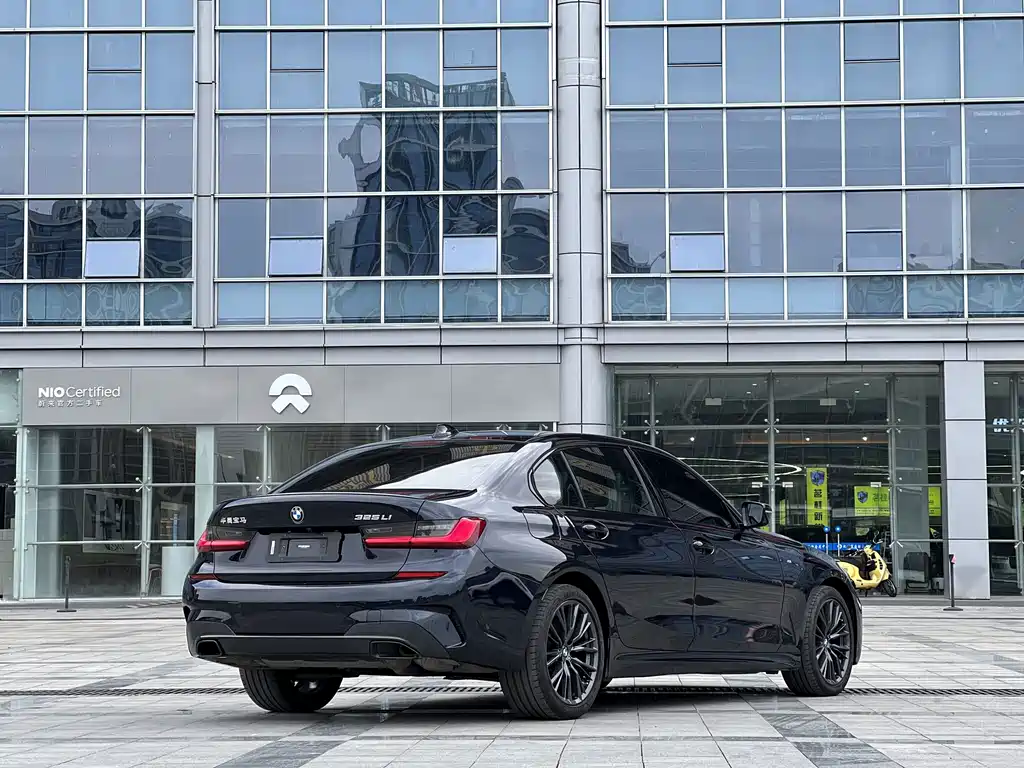 BMW 3 Series — миниатюра 6