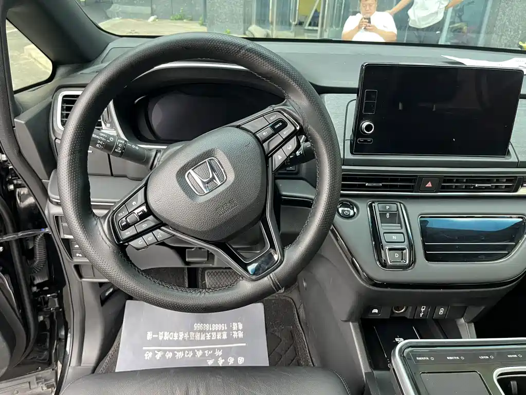 Honda Elysion — миниатюра 6