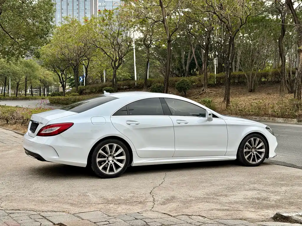 Mercedes-Benz CLS 2015 CLS 320