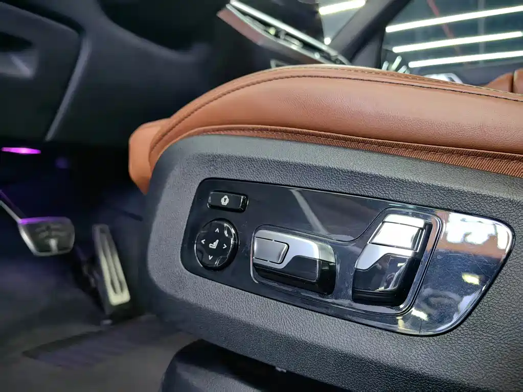 BMW X7 2023 xDrive40i Premium Luxury