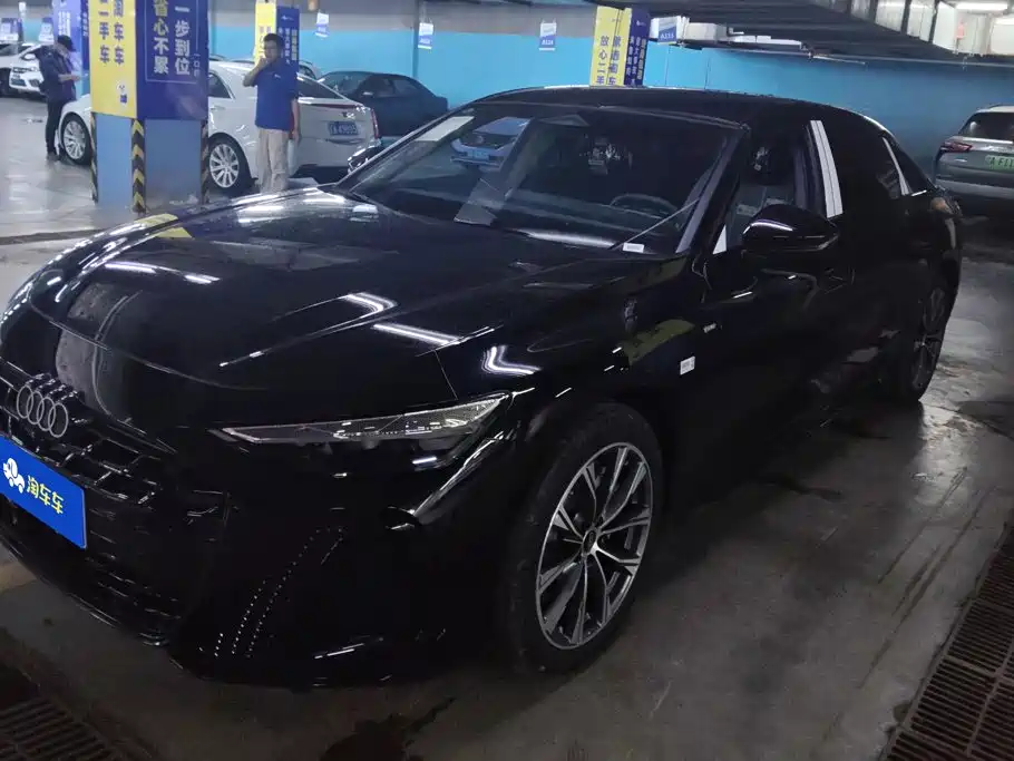 奥迪A6L 2026款 2.0T quattro 尊享型 2026