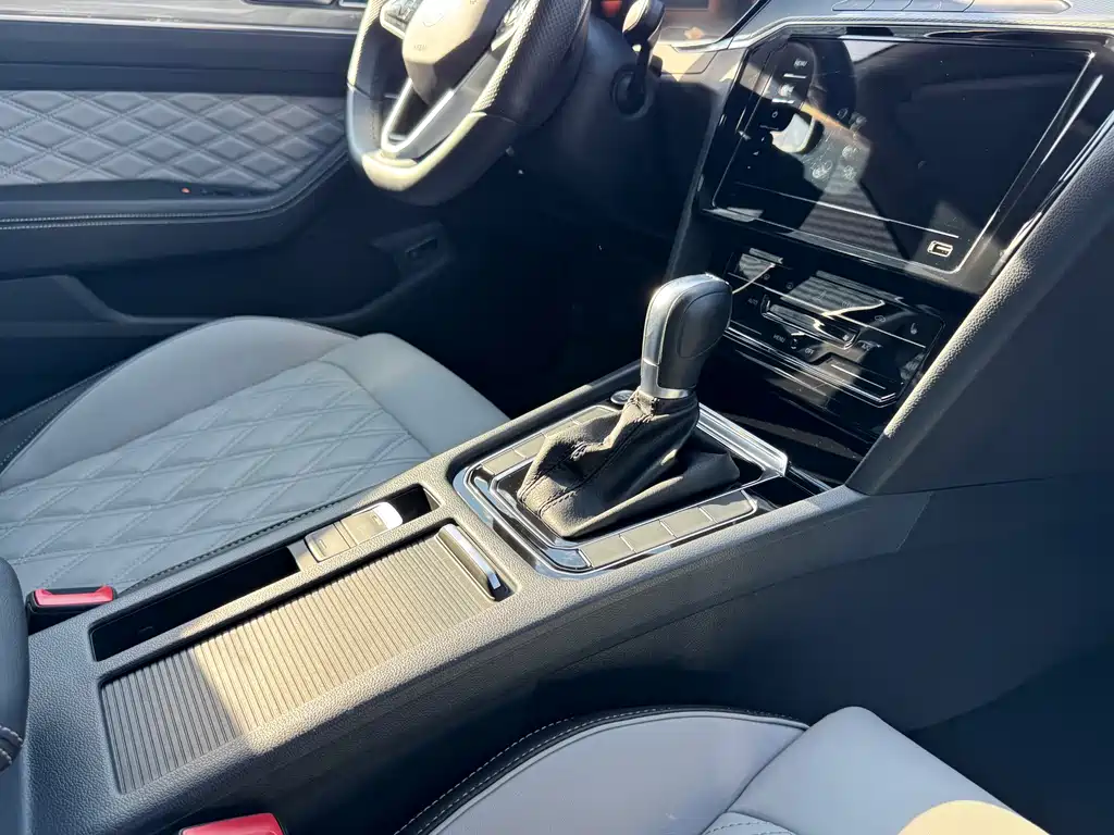 Volkswagen Magotan — миниатюра 17