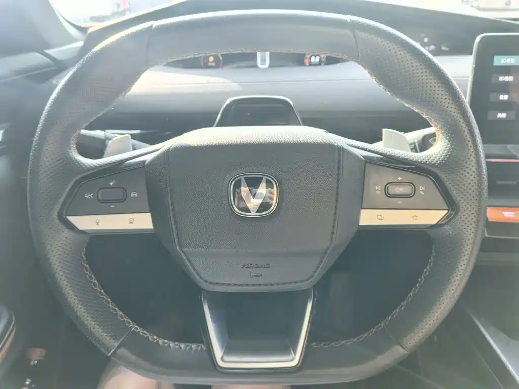 Changan UNI-V — миниатюра 8