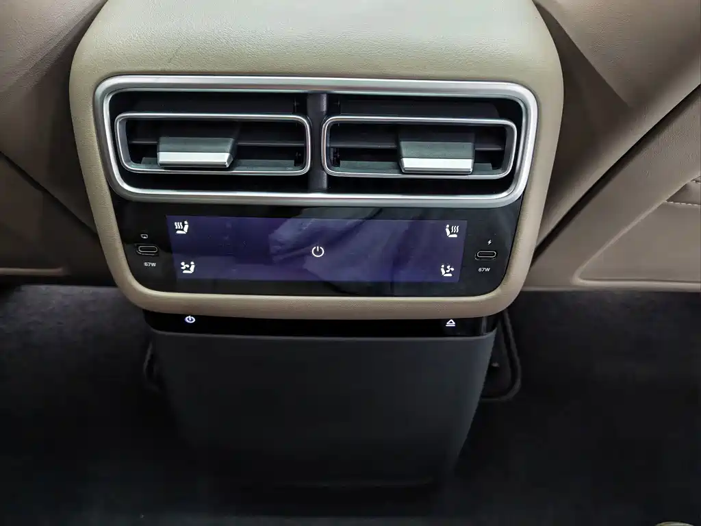 Li Auto Li L6 — миниатюра 8