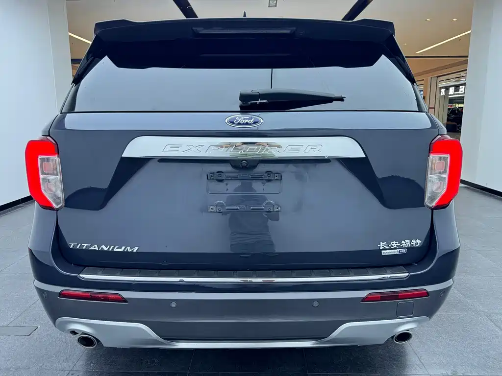 Ford Explorer — миниатюра 17