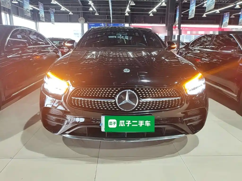 Mercedes-Benz E-Class — миниатюра 3