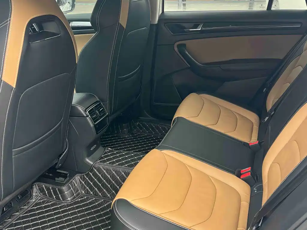 Skoda Kodiaq GT — миниатюра 8