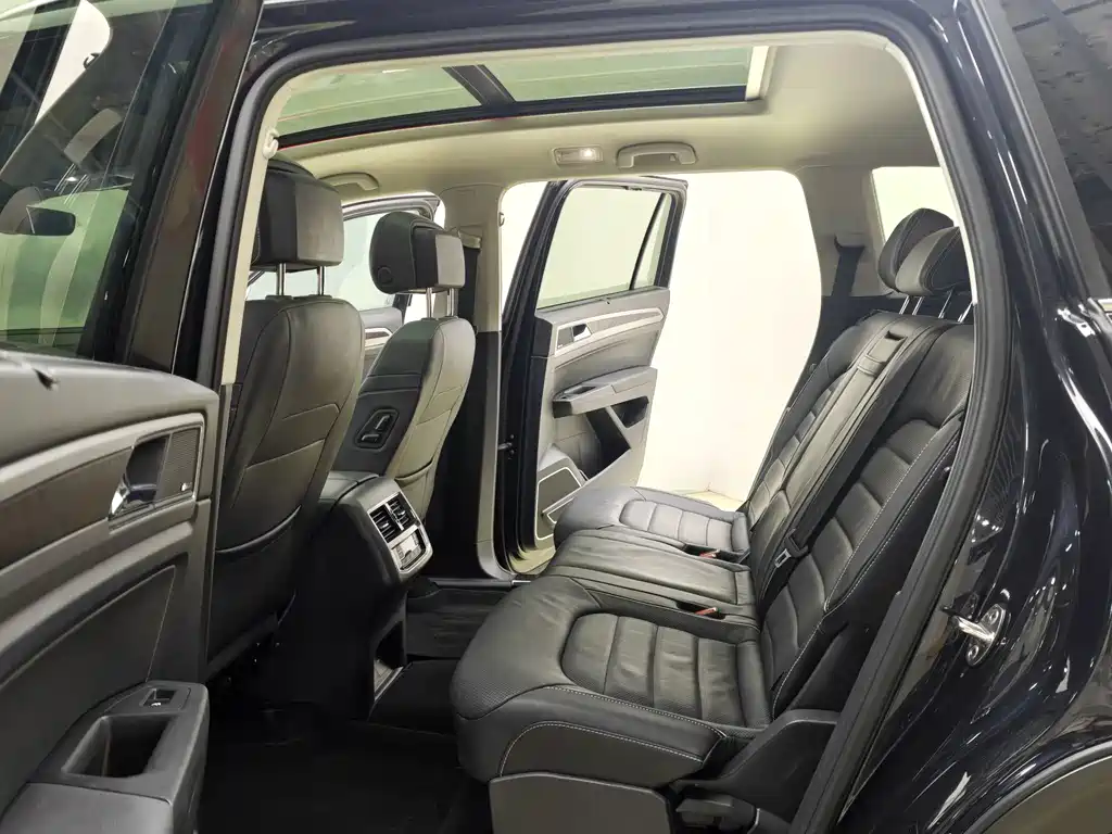 Volkswagen Teramont — миниатюра 11