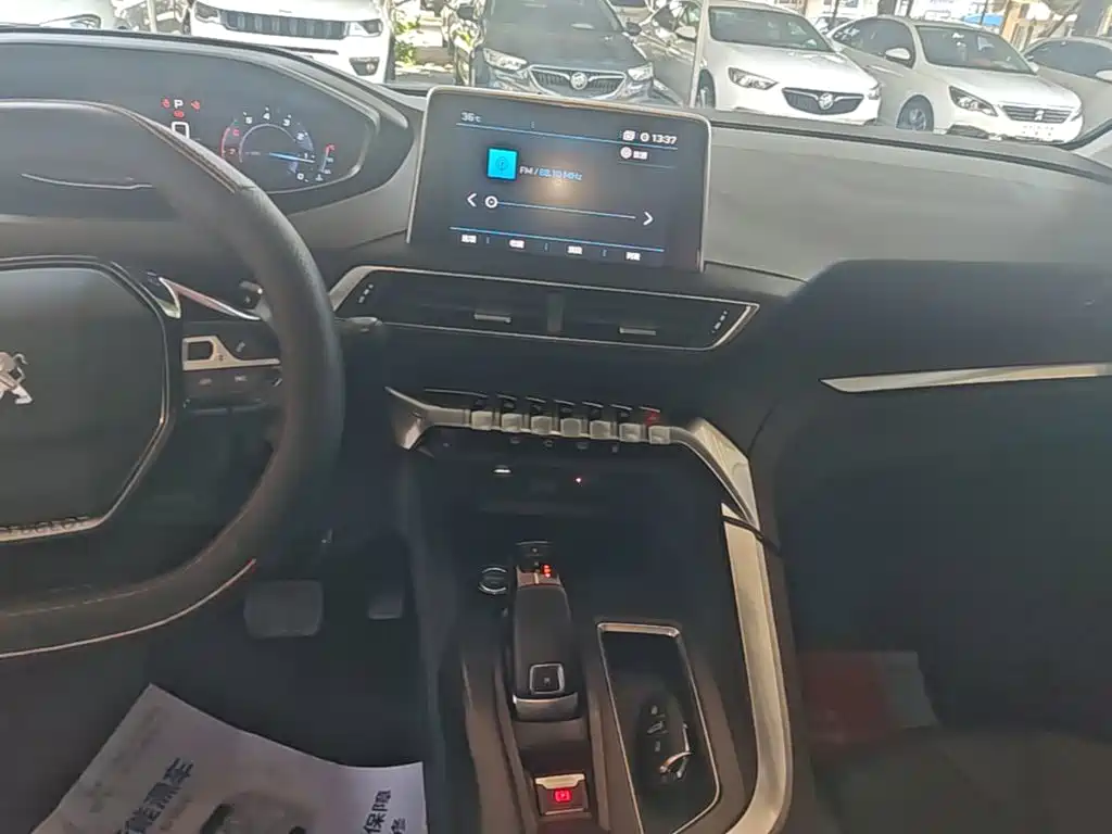 Peugeot 5008 — миниатюра 13