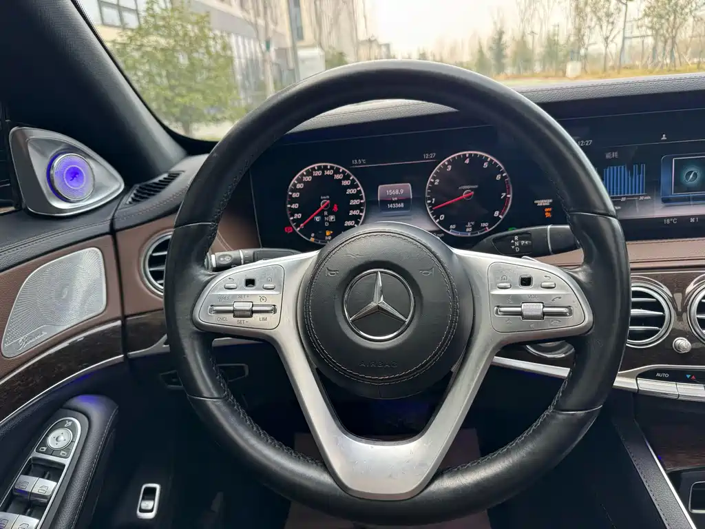 Mercedes-Benz S-Class — миниатюра 20