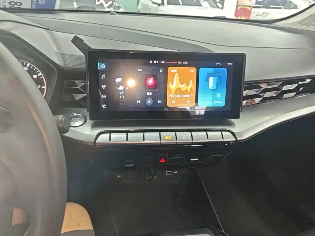 MG MG5 — миниатюра 13