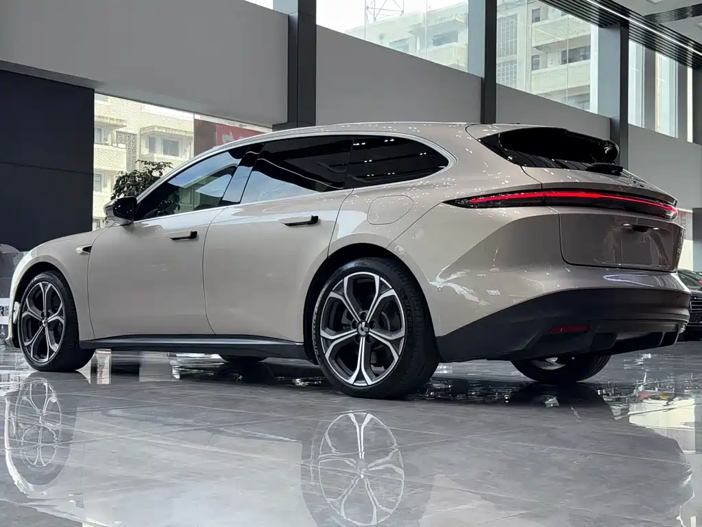 NIO ET5T 2024 75kWh Touring