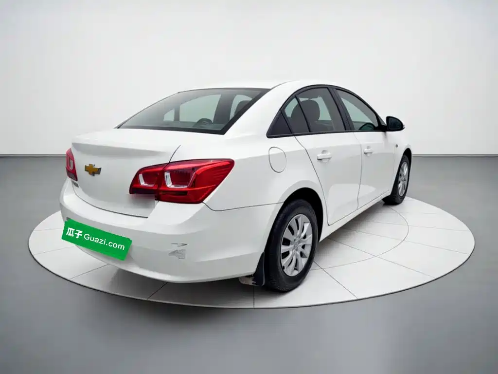 Chevrolet Cruze — миниатюра 6