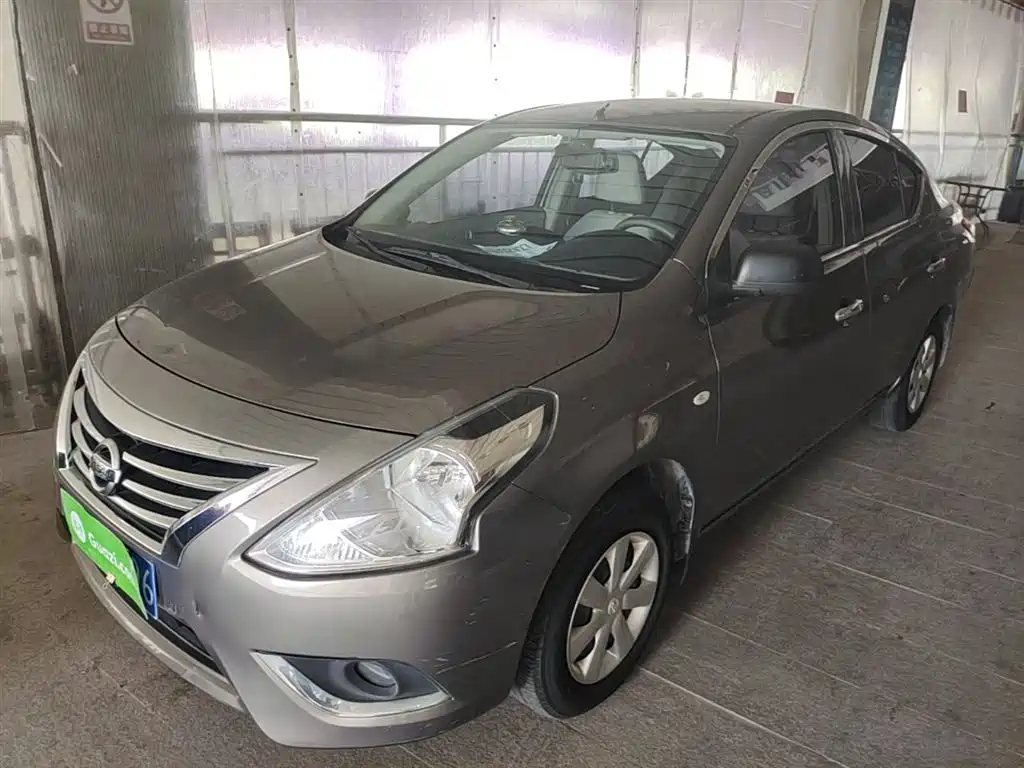 Nissan Sunny 2015 1.5XE MT Comfort