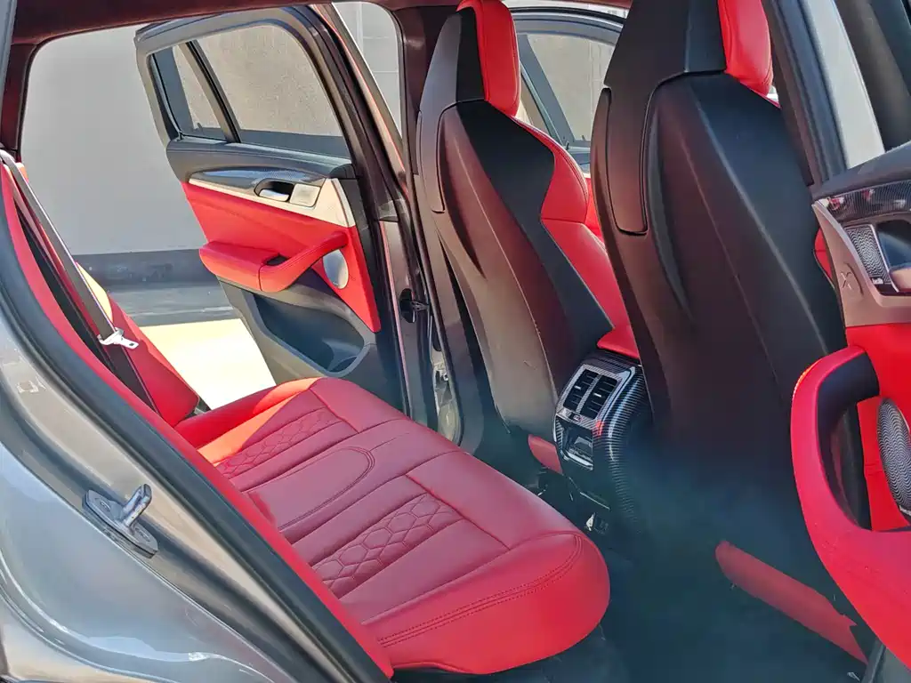 BMW X4 M — миниатюра 13