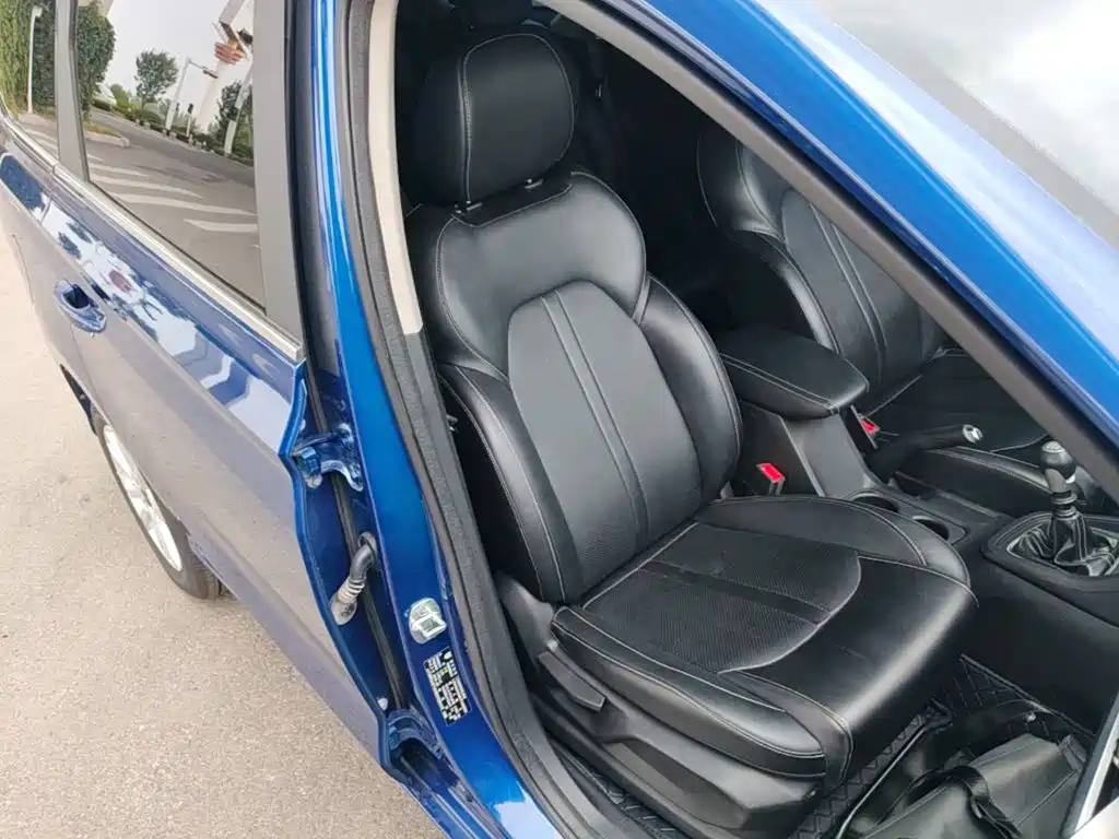 Baojun 360 — миниатюра 20