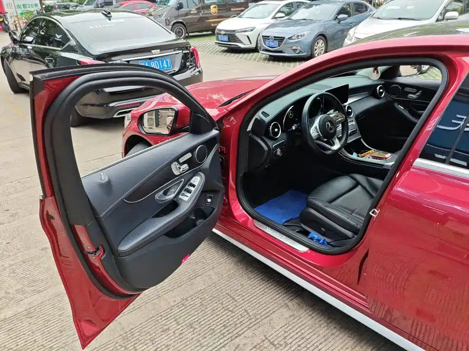 Mercedes-Benz C-Class — миниатюра 4