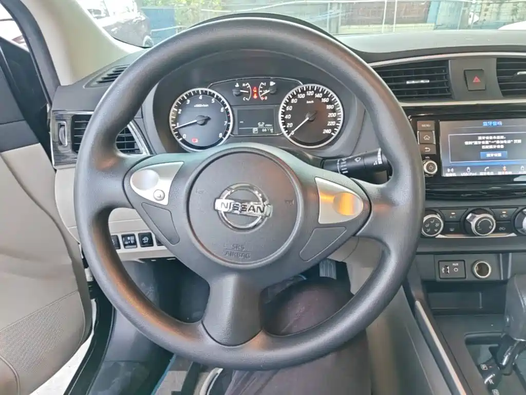 Nissan Sylphy — миниатюра 11