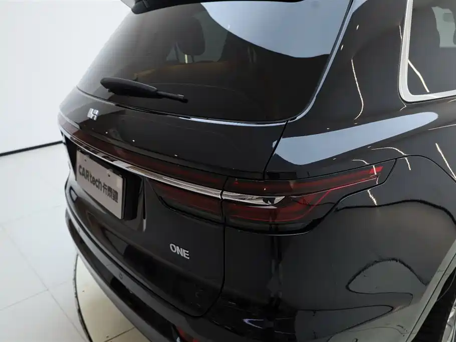 Li Auto ONE 2021 6 мест