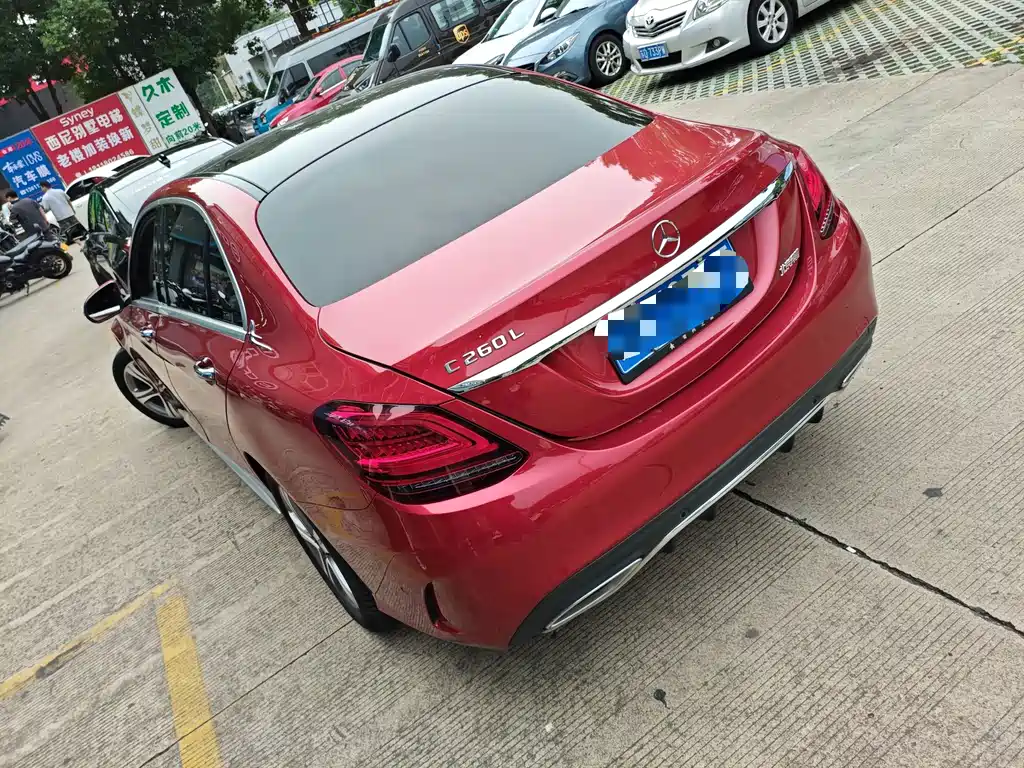 Mercedes-Benz C-Class — миниатюра 7