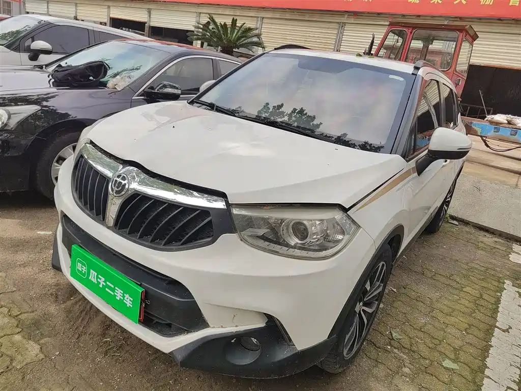 Zhonghua V3 2015